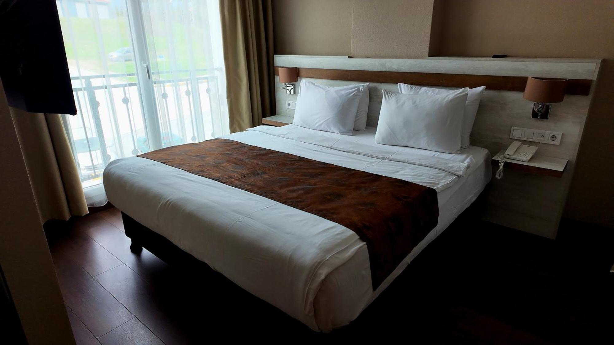 คันยอนวาดีโอเทล Hotel Karabuk  ภายนอก รูปภาพ