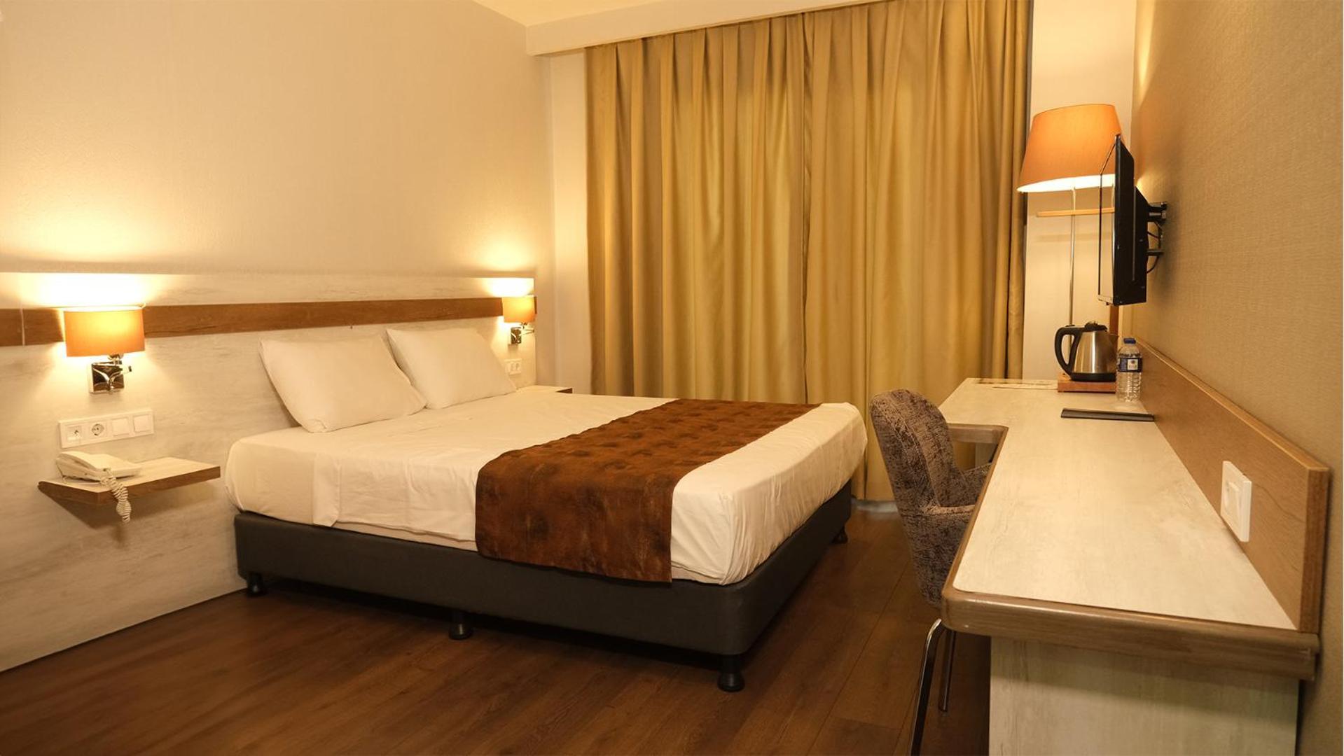 คันยอนวาดีโอเทล Hotel Karabuk  ภายนอก รูปภาพ
