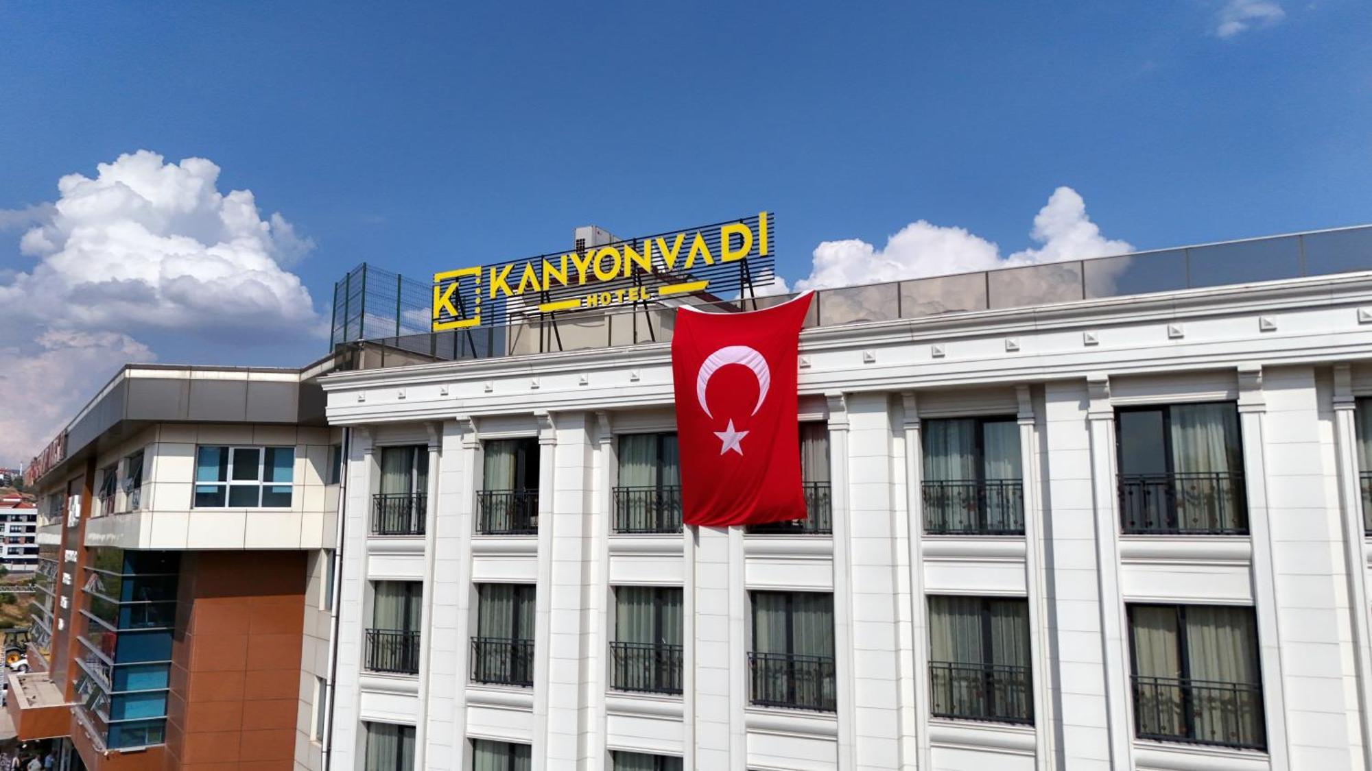 คันยอนวาดีโอเทล Hotel Karabuk  ภายนอก รูปภาพ